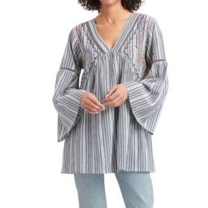World Market Embroidered‎ Boho Eyelet Bell Sleeve Cotton Tunic Peasant Top M NWT
